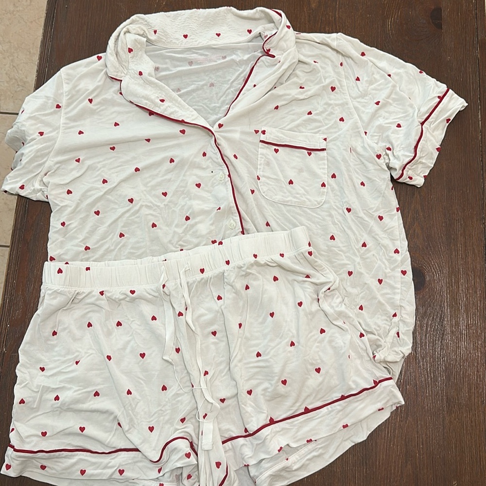 VS Hearts PJ Set
